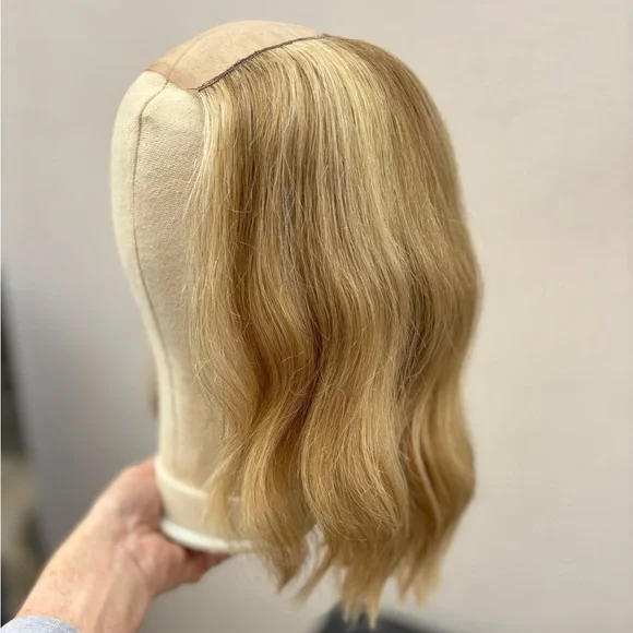 gently used human hair remy wig blonde blend wavy for under ball cap hat beanie. - Picture 2 of 10